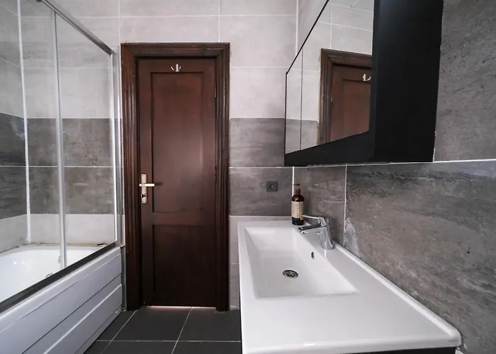 The Kosk -5br With Turkish Bath- City Centre