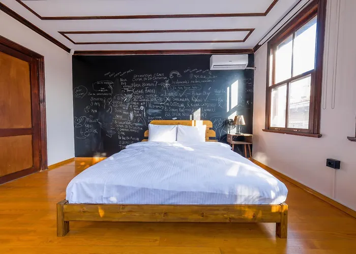 The Kosk -5br With Turkish Bath- City Centre *