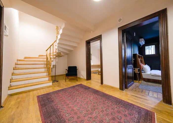 The Kosk -5br With Turkish Bath- City Centre Вилла *