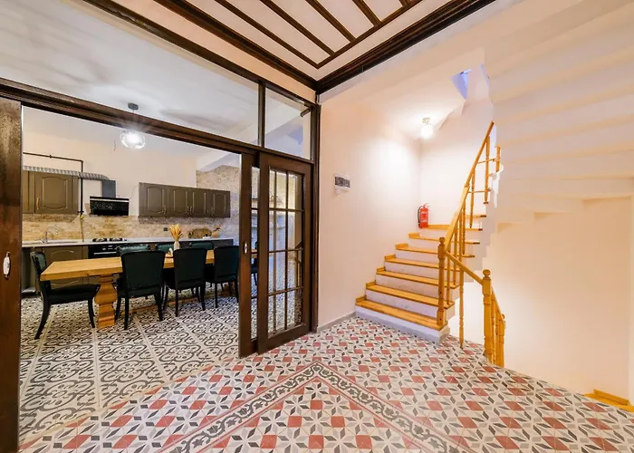 The Kosk -5br With Turkish Bath- City Centre Вилла