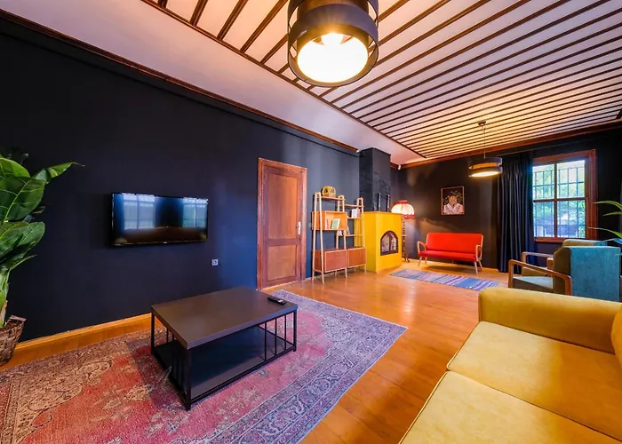 The Kosk -5br With Turkish Bath- City Centre Вилла