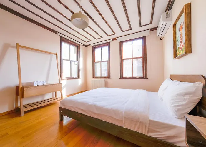 The Kosk -5br With Turkish Bath- City Centre *