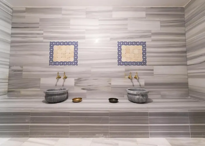 The Kosk -5br With Turkish Bath- City Centre