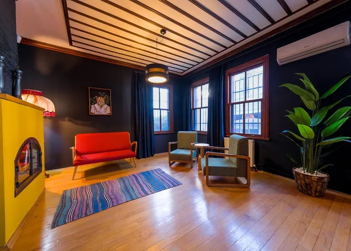 The Kosk -5br With Turkish Bath- City Centre